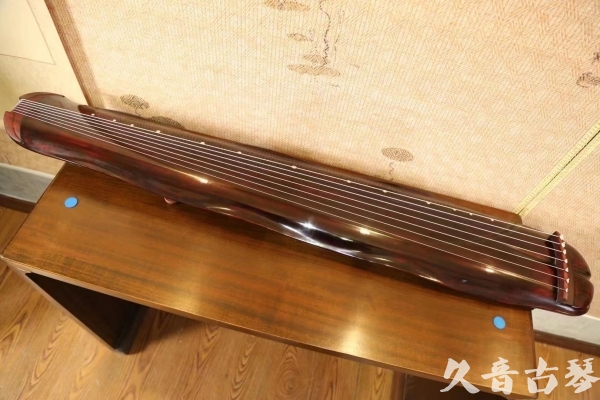 喀什地区●久音古琴  ●今日推荐  20230516【收藏级断纹蕉叶】