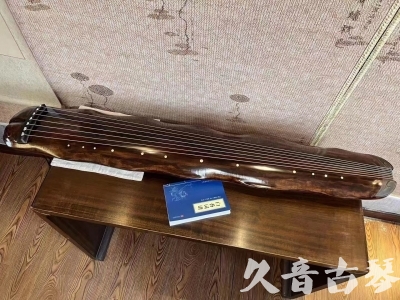 喀什地区●久音古琴  ●今日推荐 20230830 【冰丝断纹蕉叶】